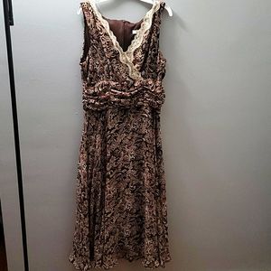 Dress Barn knee length sleeveless dress